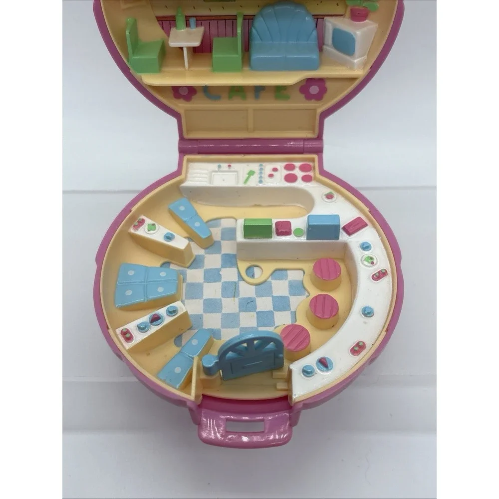 1989 Bluebird Toys Polly Pocket Polly's Cafe Compact Playset No Dolls/Figures